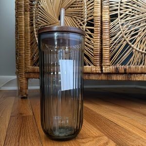 Hearth and Hand 21 oz Fluted Glass Tumbler with Wooden Lid